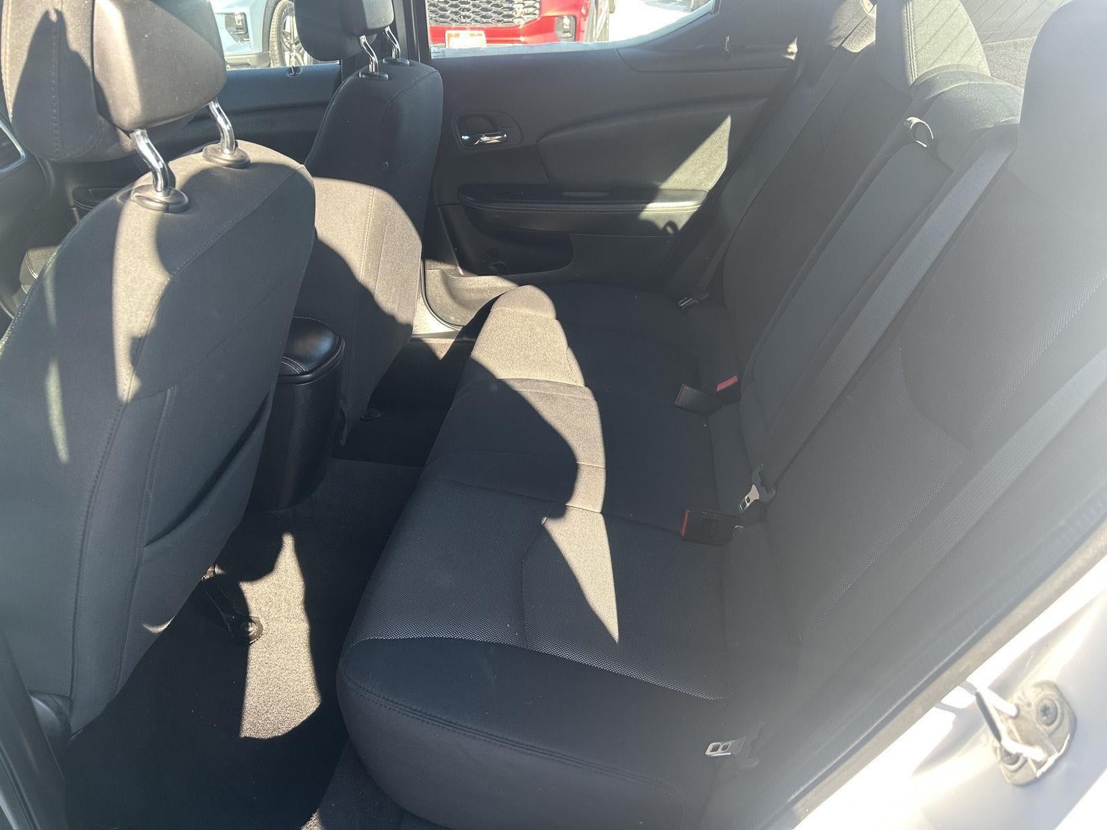 2013 Dodge Avenger SE