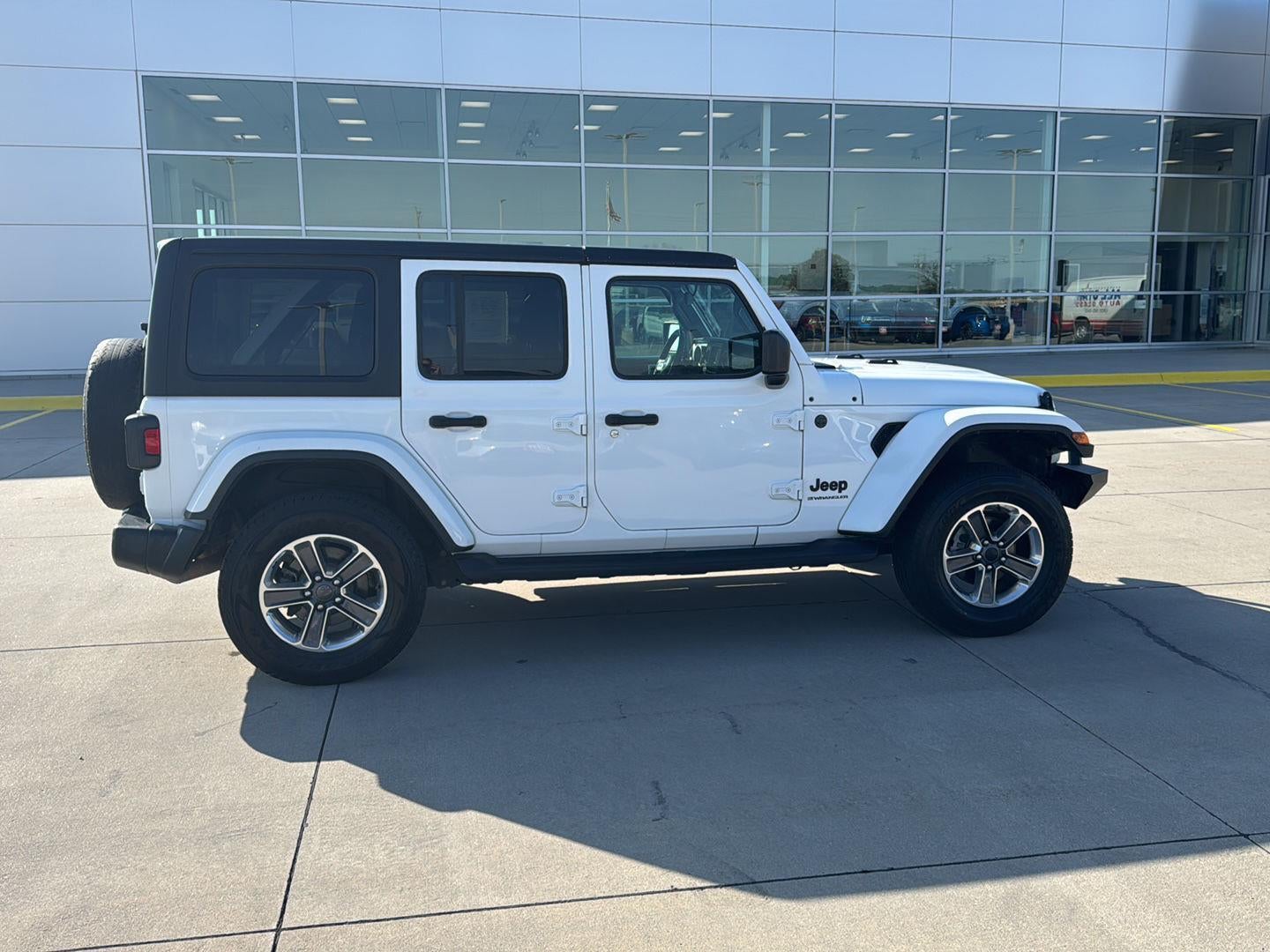 2021 Jeep Wrangler Unlimited Sahara