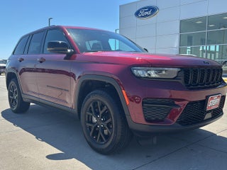 2024 Jeep GRAND CHEROKEE 4X4 ALTITUDE Laredo