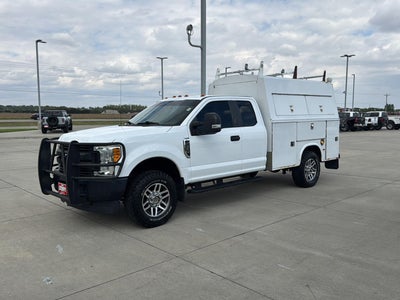 2017 Ford F-350 SUPER DUTY Base