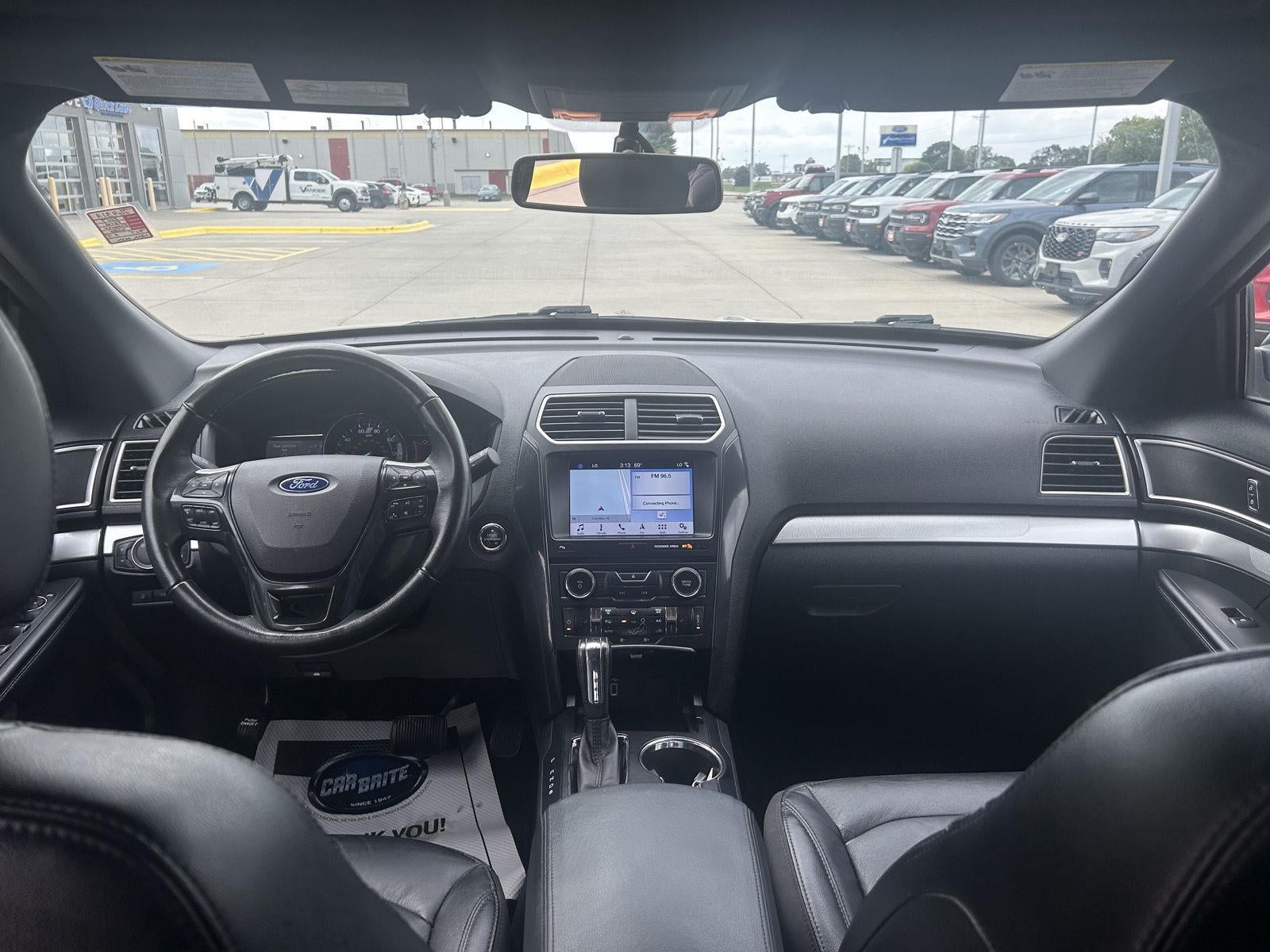 2017 Ford EXPLORER 4X4 XLT XLT