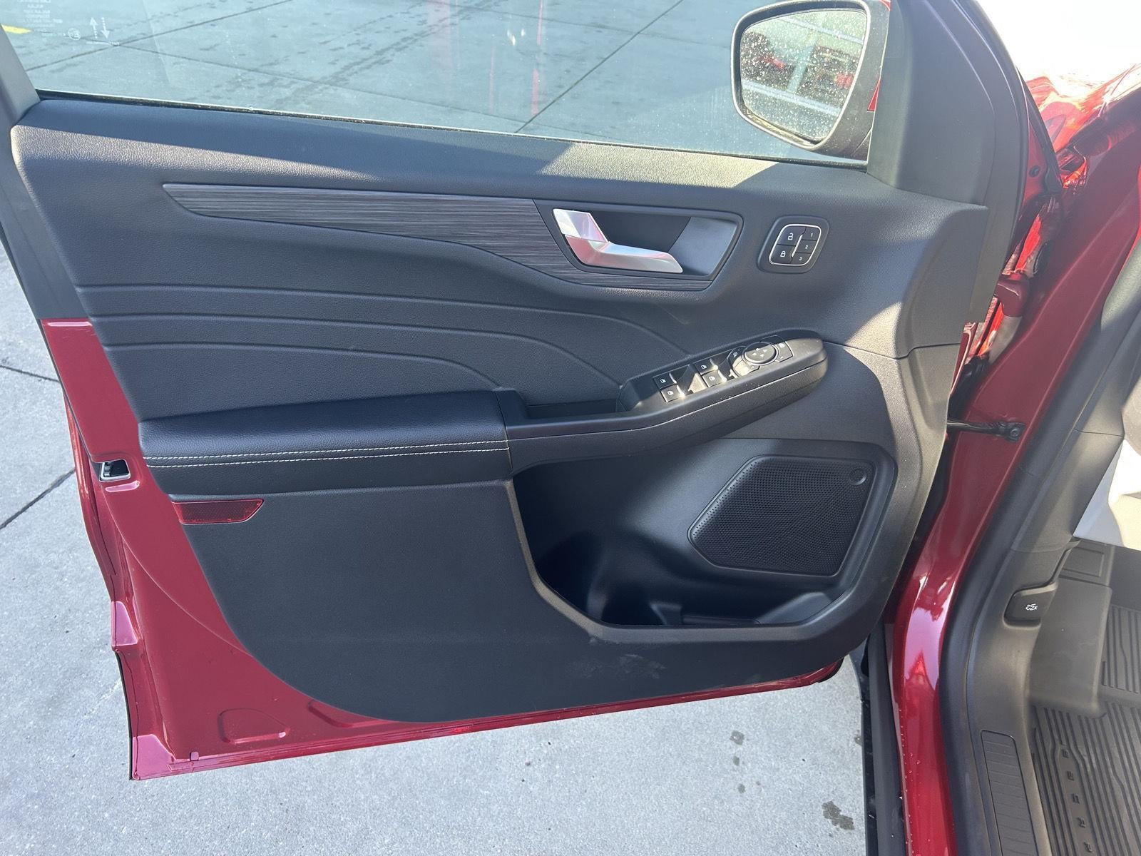 2026 Ford Escape Platinum™