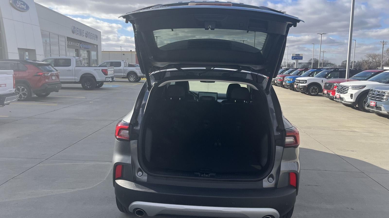 2025 Ford Escape Platinum