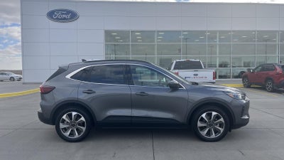 2025 Ford Escape Platinum