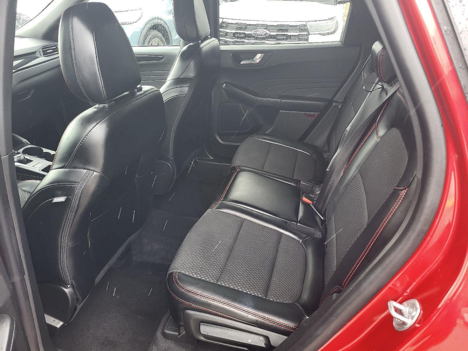 2023 Ford ESCAPE AWD ST LINE ST-Line