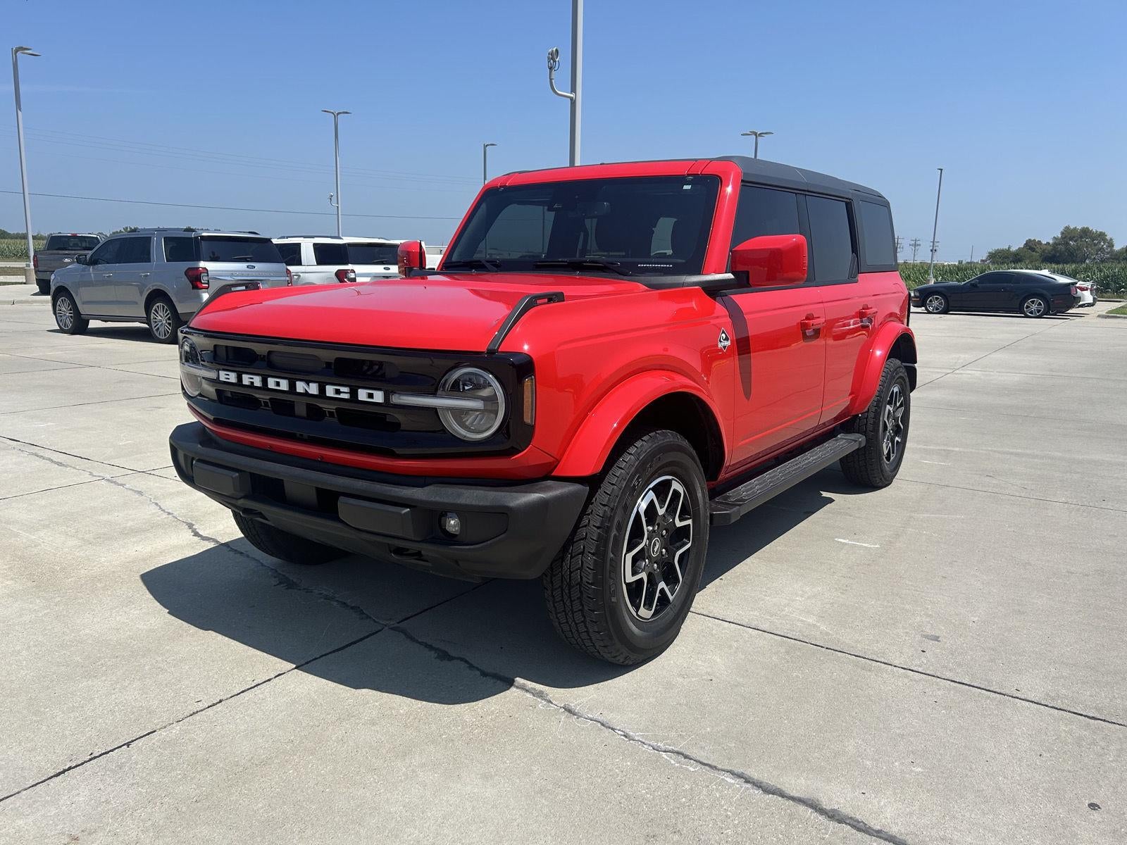 2024 Ford Bronco Outer Banks
