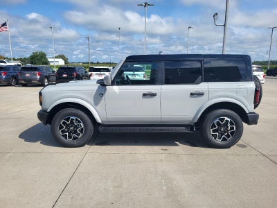 2026 Ford Bronco Outer Banks®