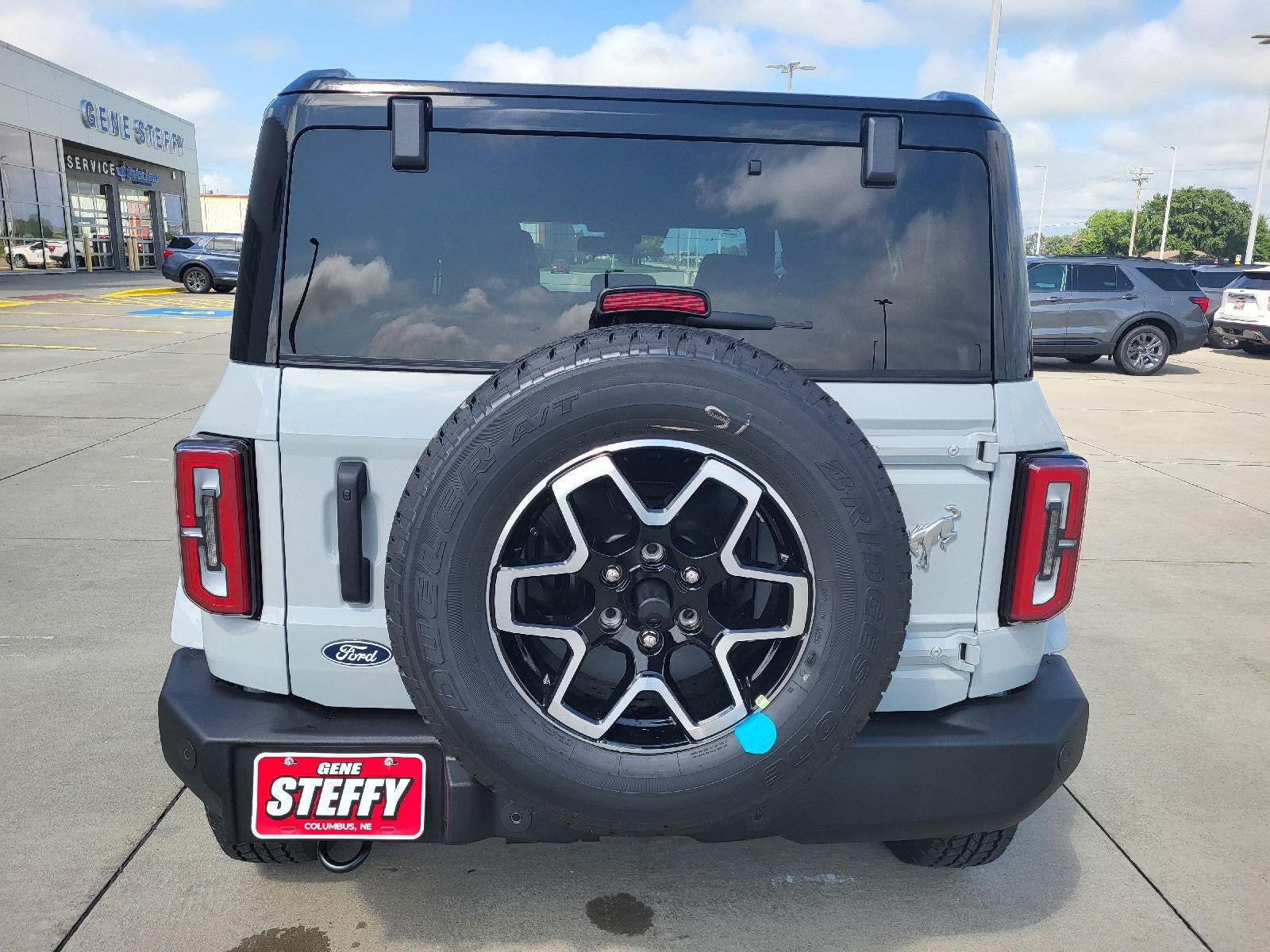 2026 Ford Bronco Outer Banks®
