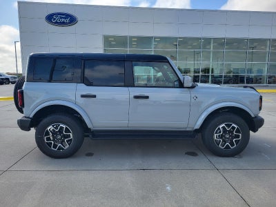 2026 Ford Bronco Outer Banks®