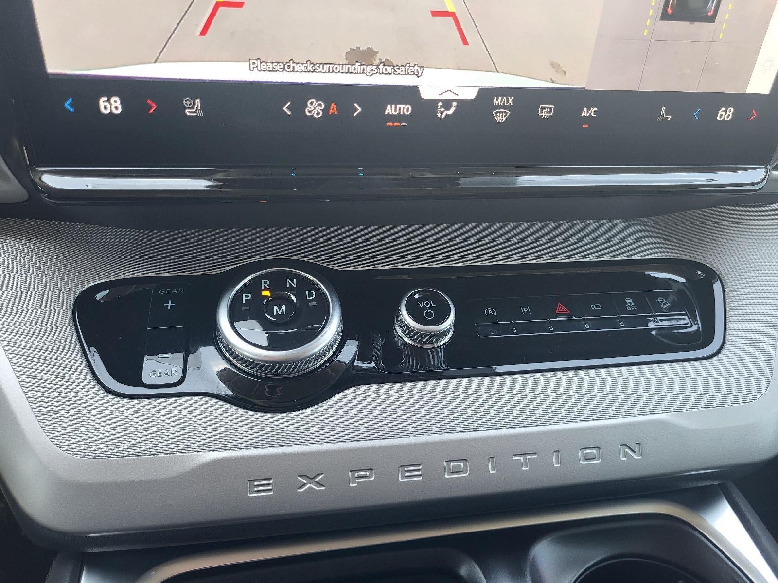 2026 Ford Expedition MAX Active