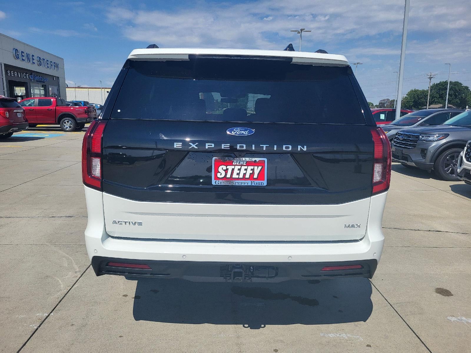 2026 Ford Expedition MAX Active