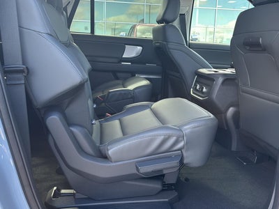 2027 Ford Expedition MAX Active