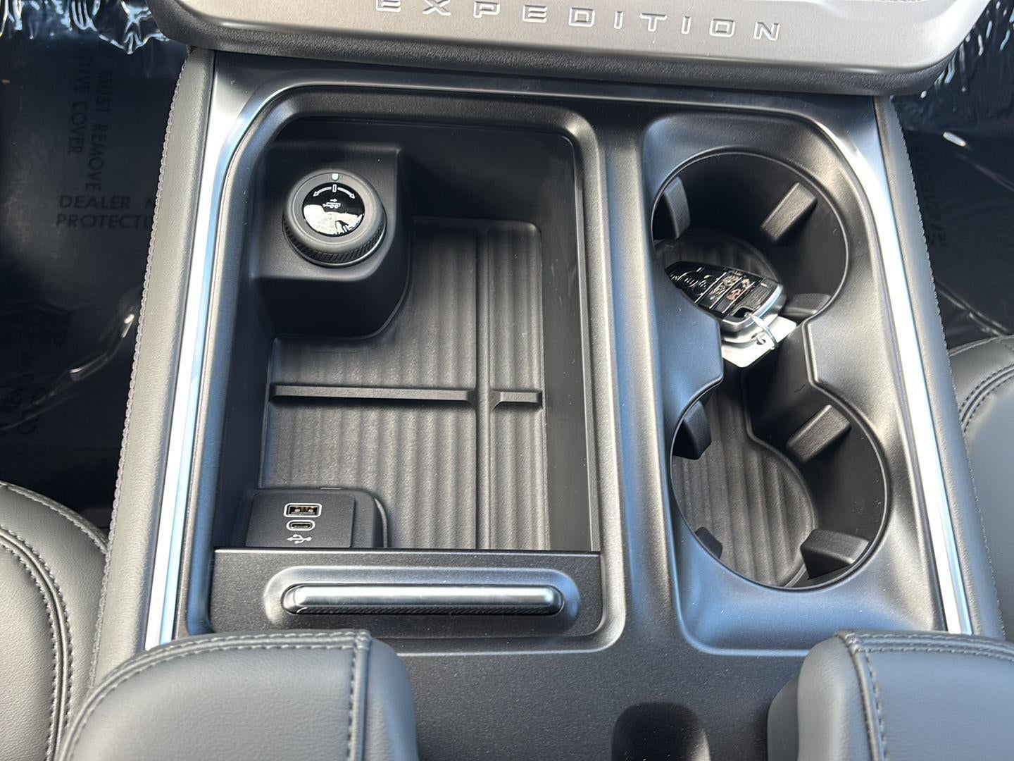 2027 Ford Expedition MAX Active