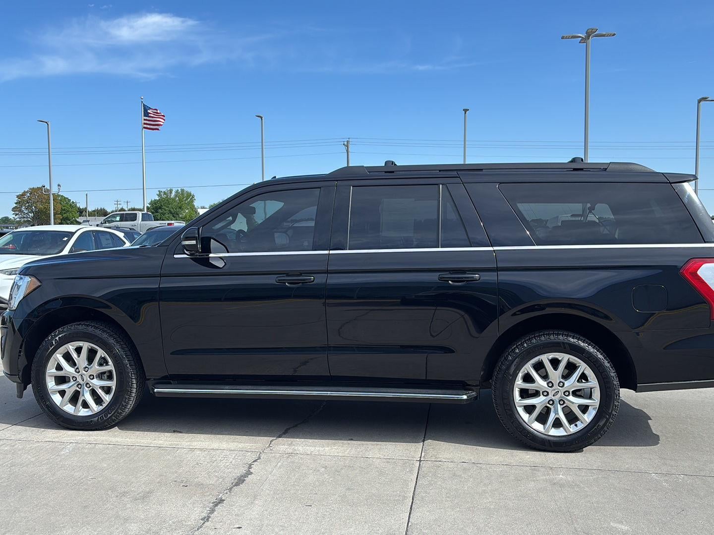 2021 Ford EXPEDITION 4X4 MAX XLT XLT