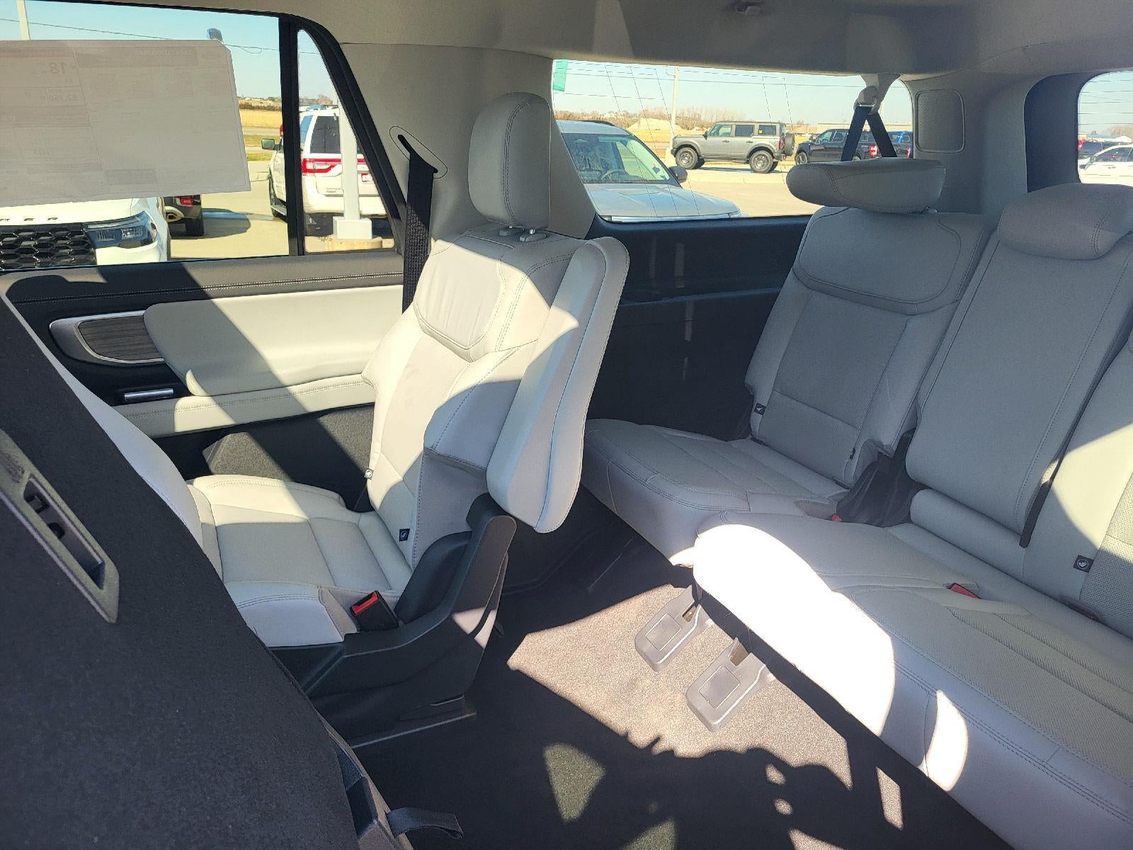 2026 Ford Expedition MAX Platinum®
