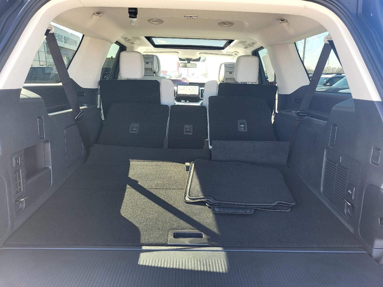 2026 Ford Expedition MAX Platinum®