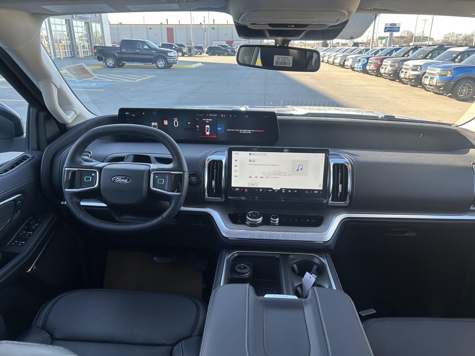 2026 Ford Expedition MAX Platinum®