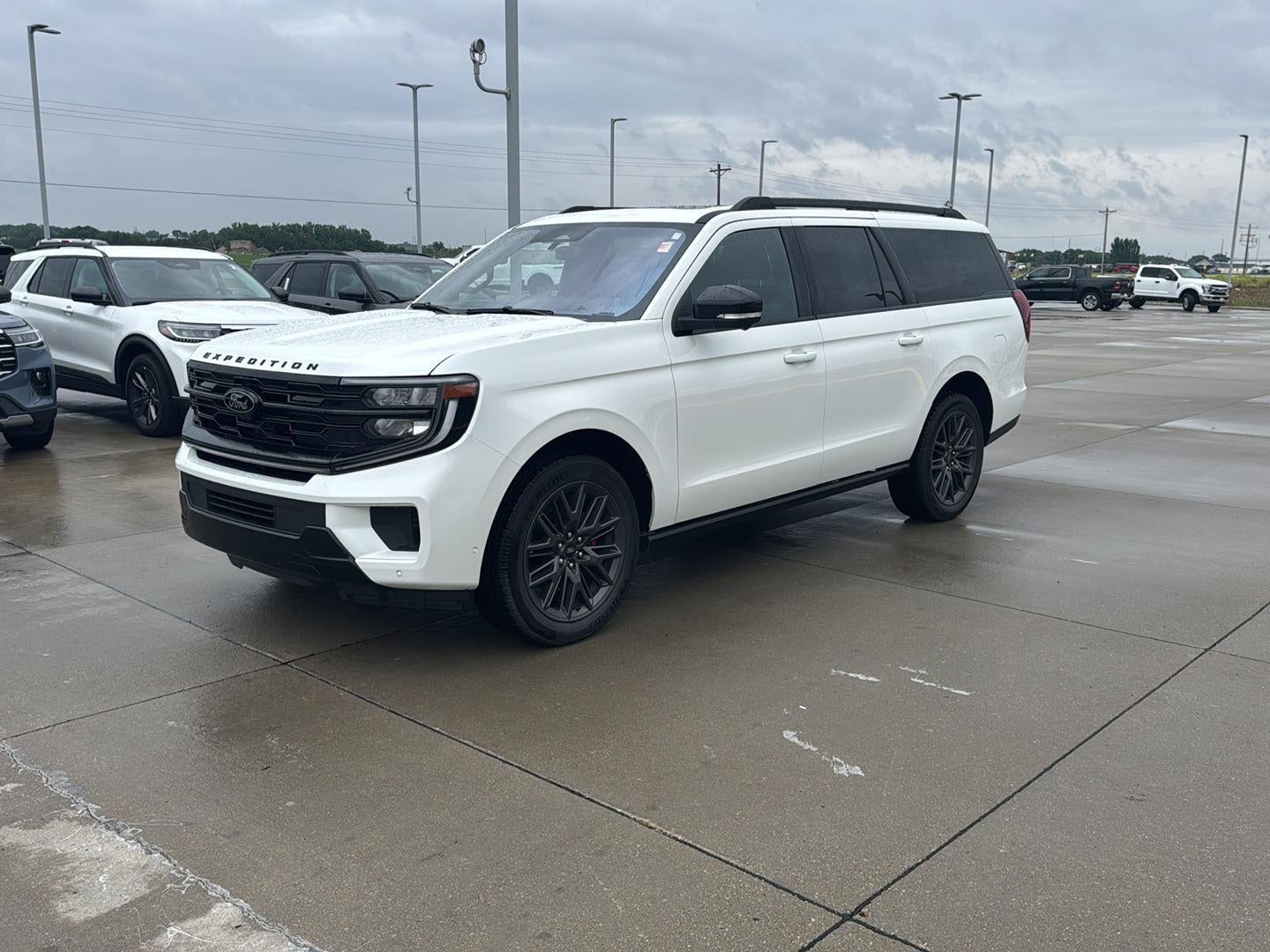 2025 Ford Expedition Max Platinum