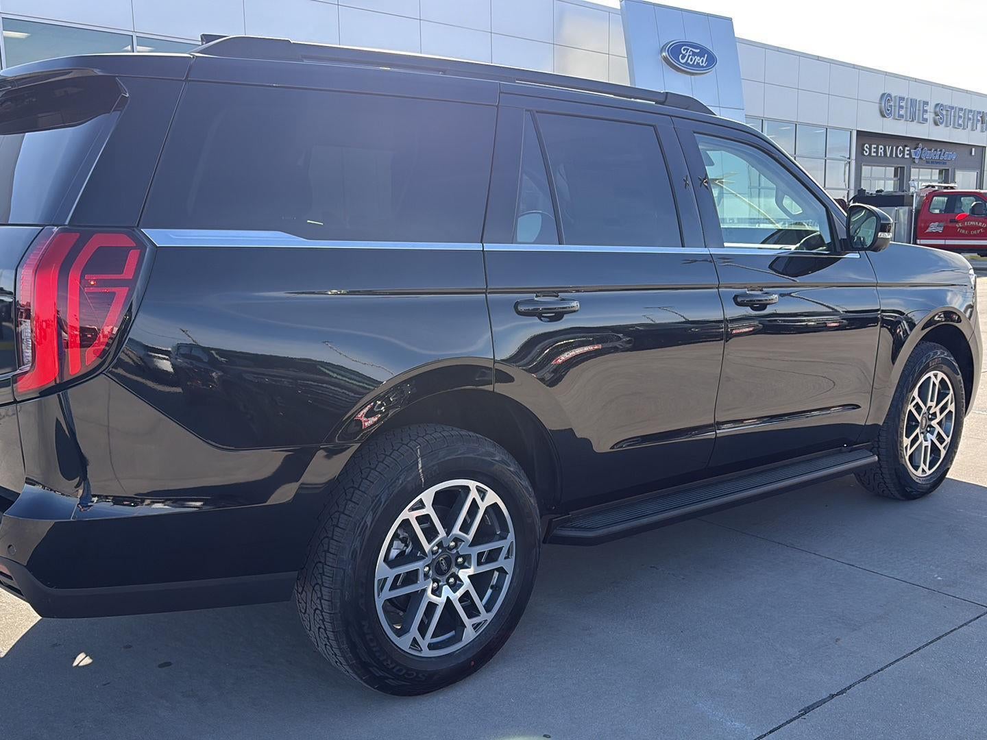 2026 Ford Expedition Active