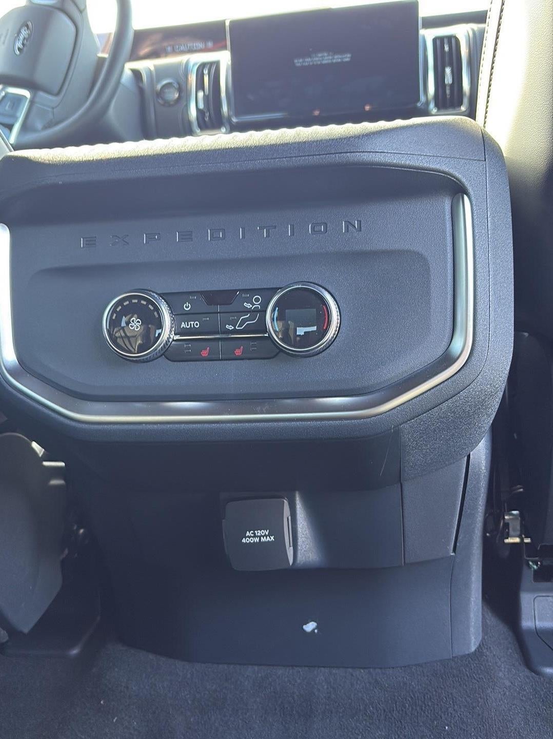 2026 Ford Expedition Platinum®