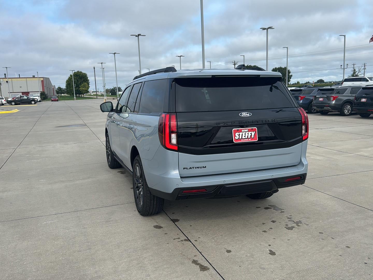 2027 Ford Expedition Platinum