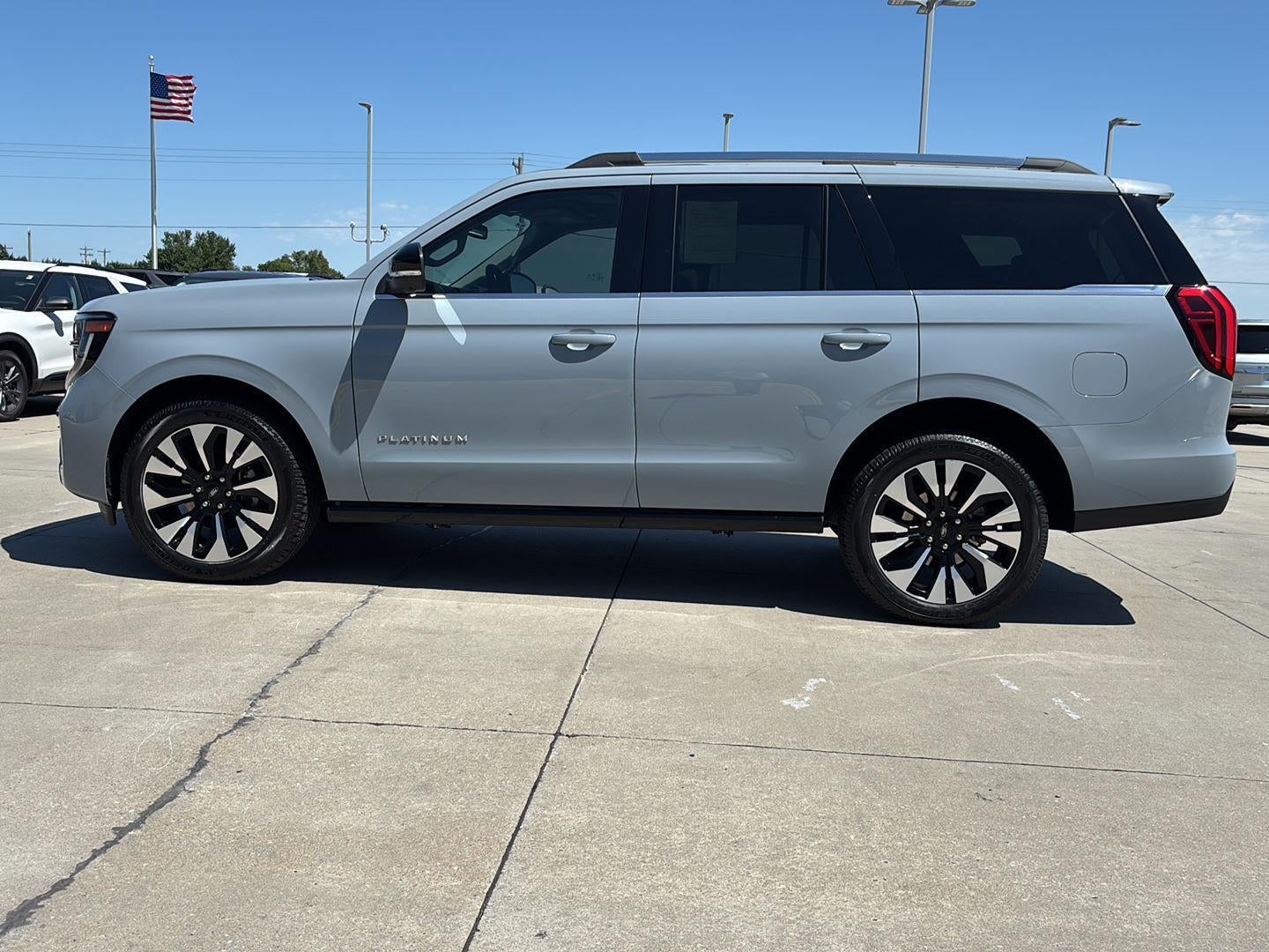 2025 Ford Expedition Platinum