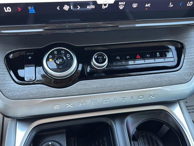 2025 Ford Expedition Platinum