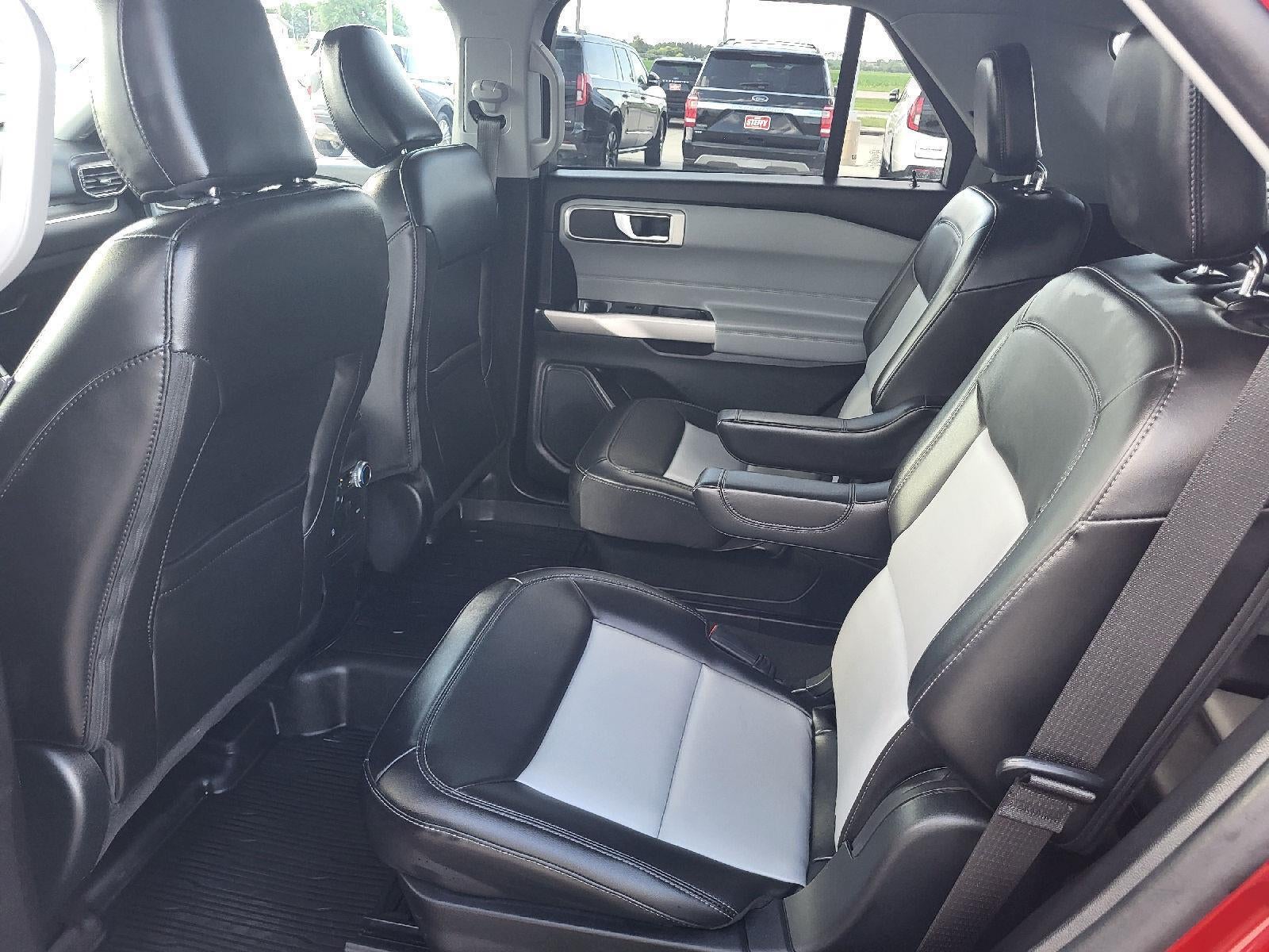 2023 Ford EXPLORER 4X4 XLT XLT