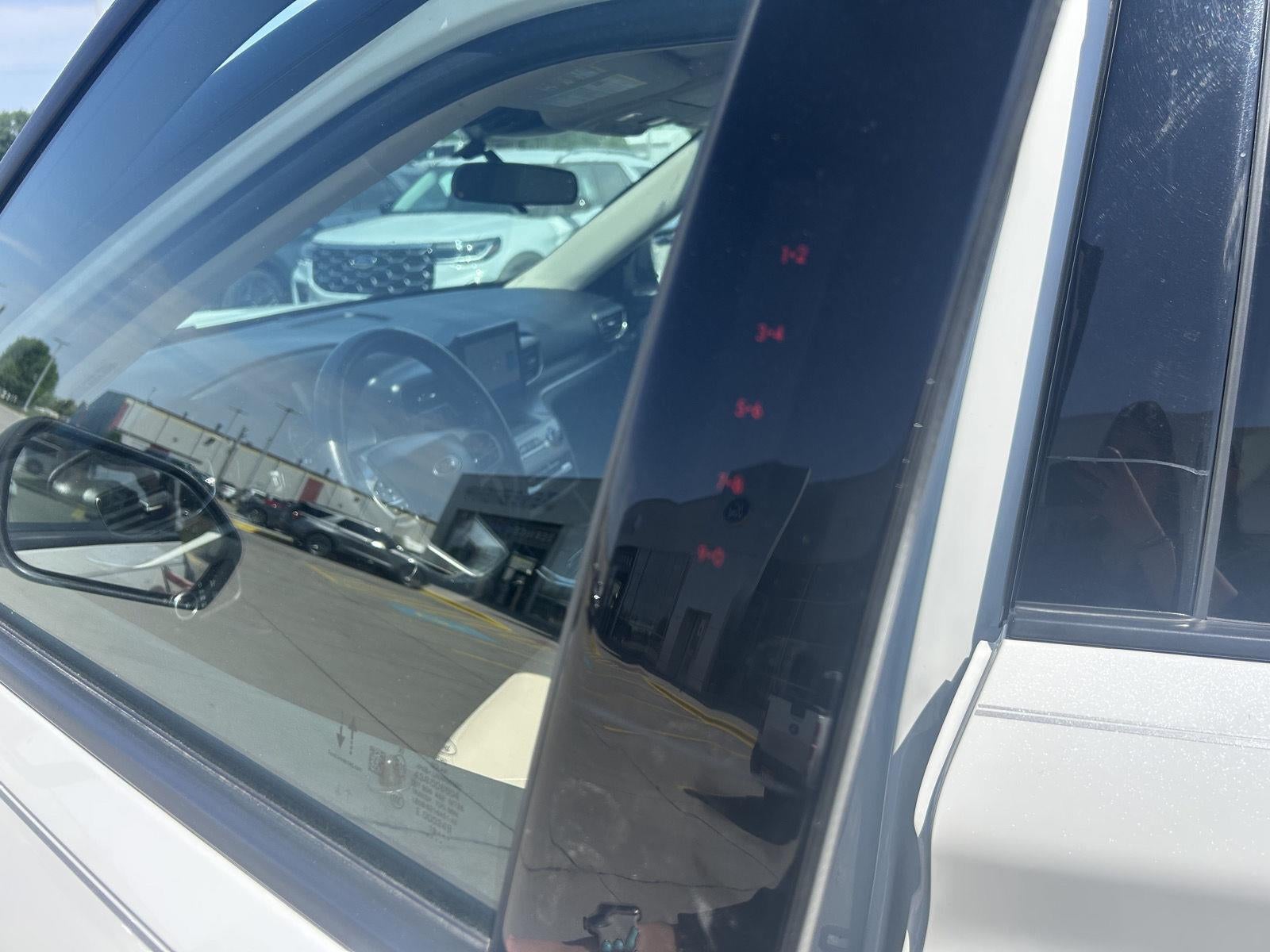 2023 Ford EXPLORER 4X4 XLT XLT
