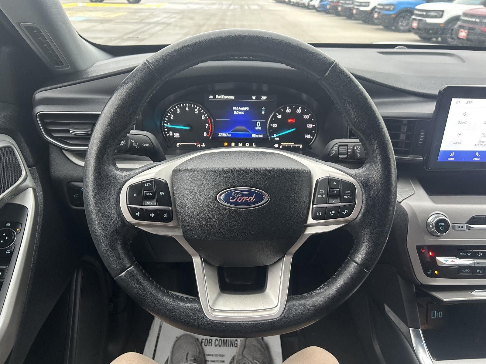 2023 Ford Explorer XLT