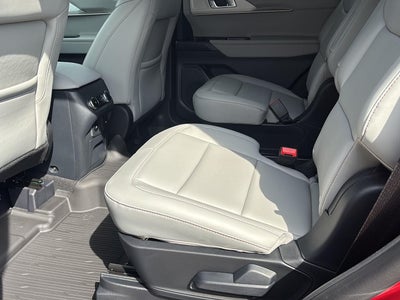 2027 Ford Explorer 4-Door 4DR 4WD ACTIVE