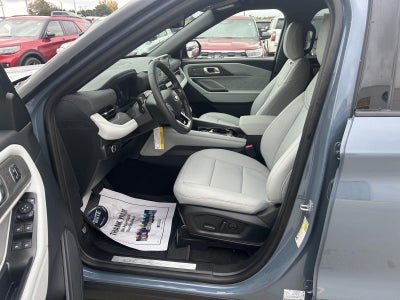 2027 Ford Explorer Platinum™