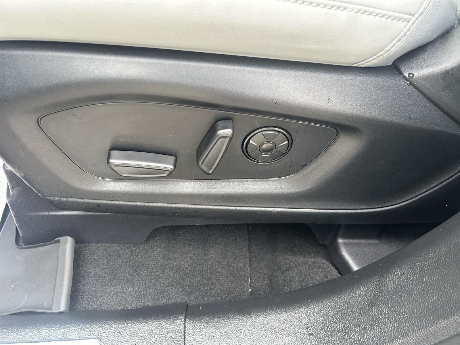 2027 Ford Explorer Platinum™