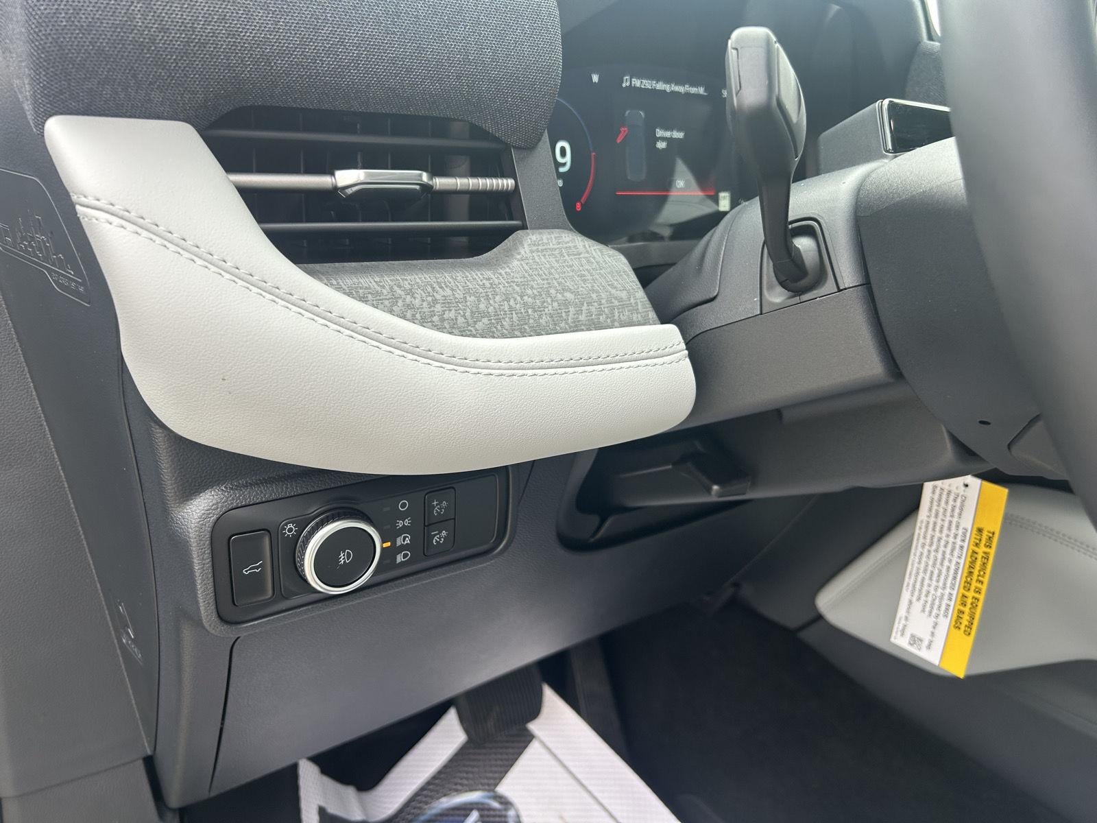 2027 Ford Explorer Platinum™