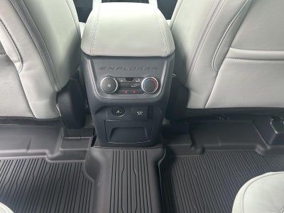 2027 Ford Explorer Platinum™