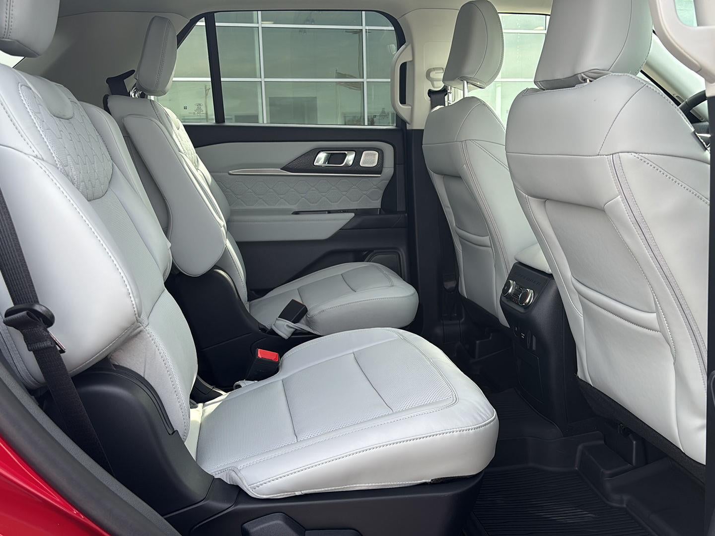 2026 Ford Explorer Platinum™