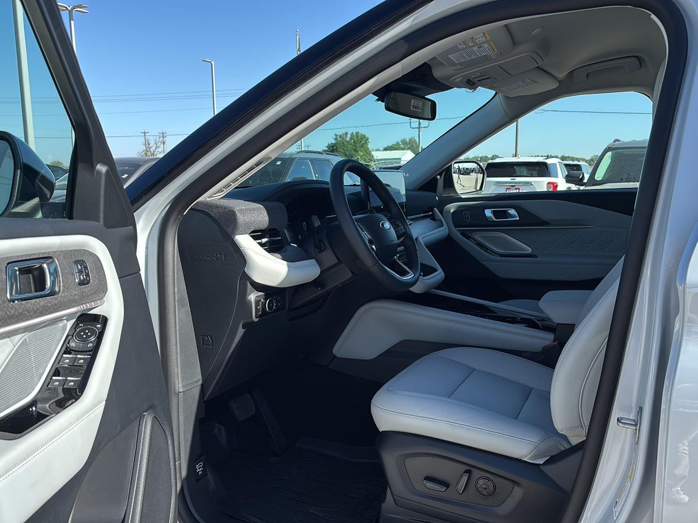 2026 Ford Explorer Platinum™