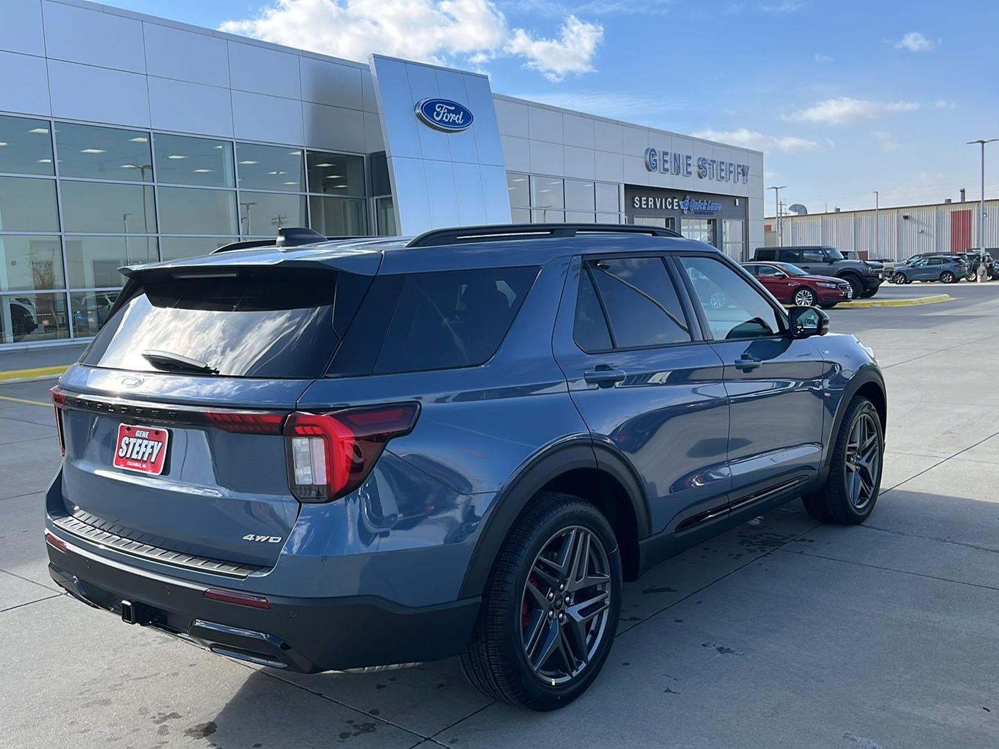 2026 Ford Explorer ST-Line