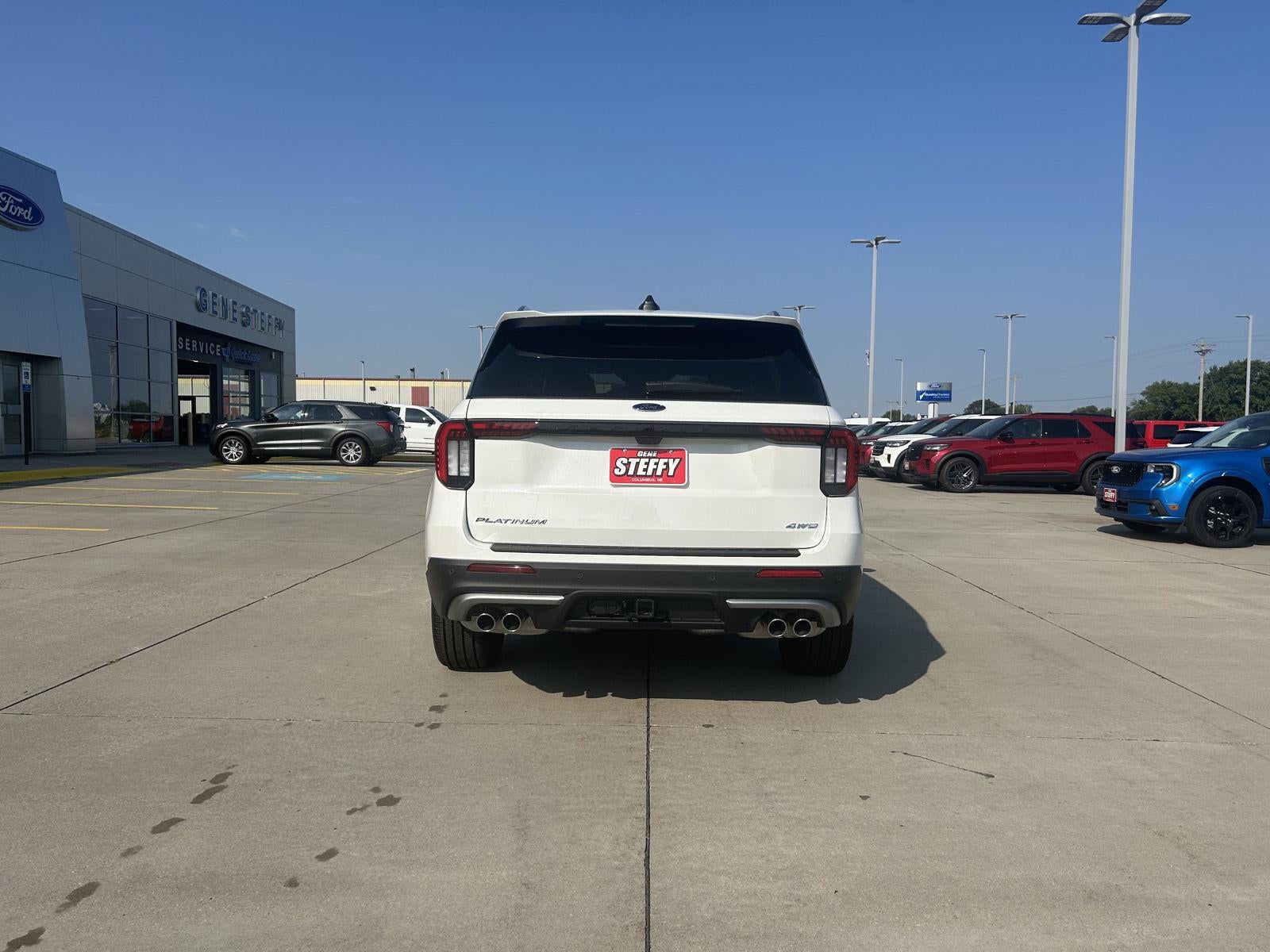 2025 Ford Explorer Platinum