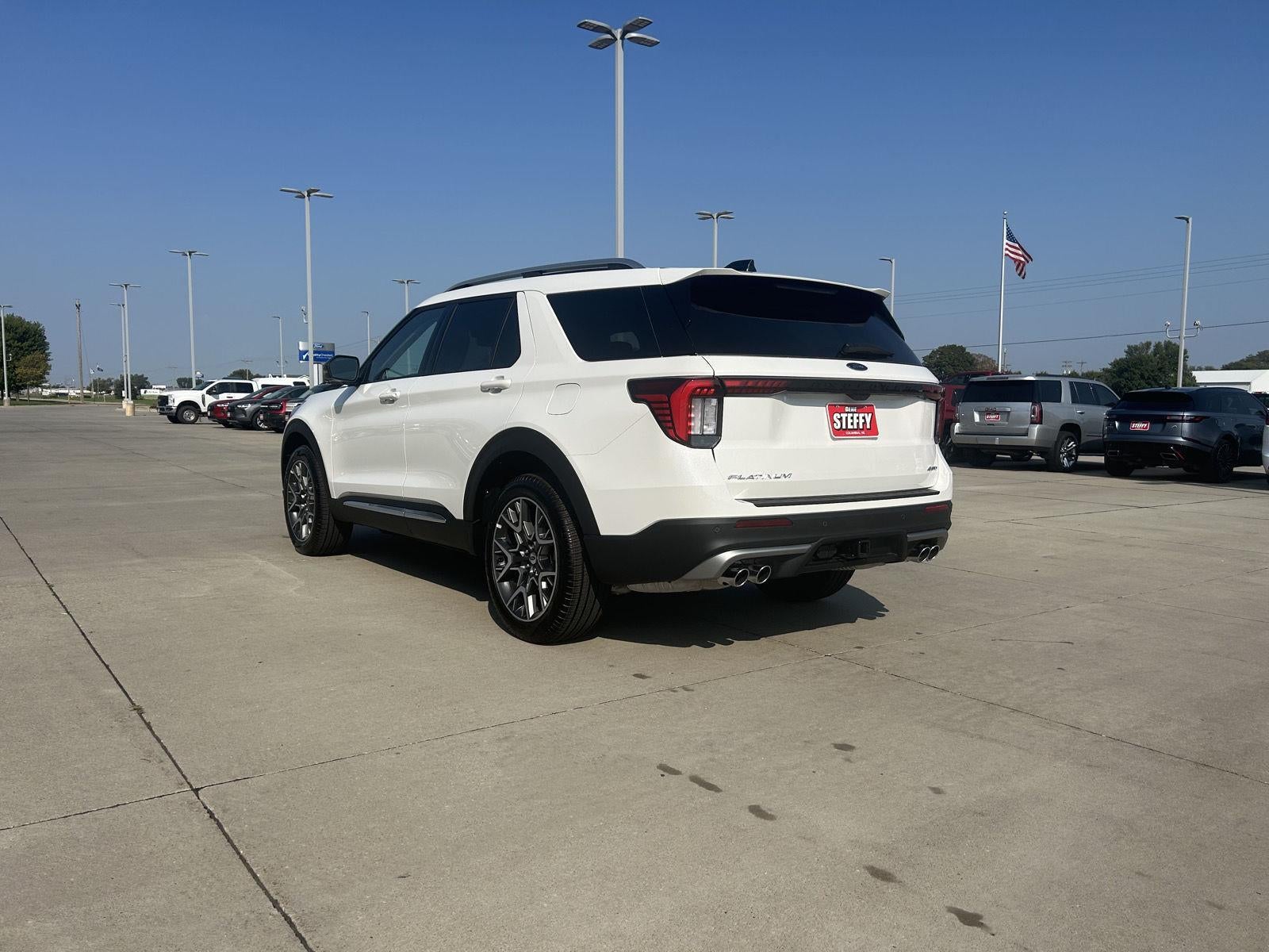 2025 Ford Explorer Platinum