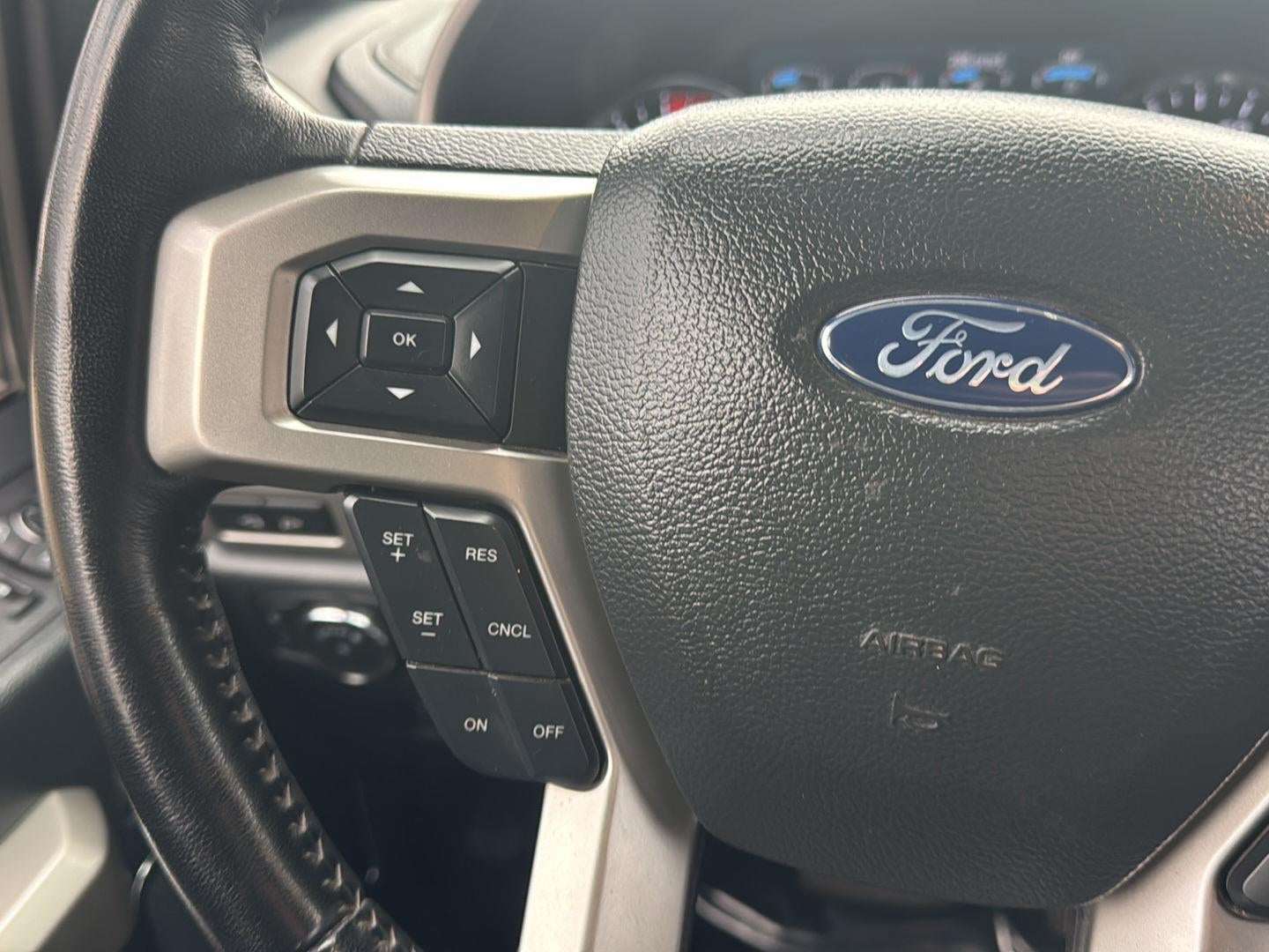 2022 Ford F250 4X4 CREW LARIAT Lariat