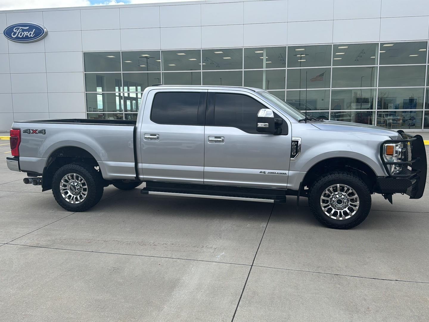 2022 Ford F250 4X4 CREW LARIAT Lariat