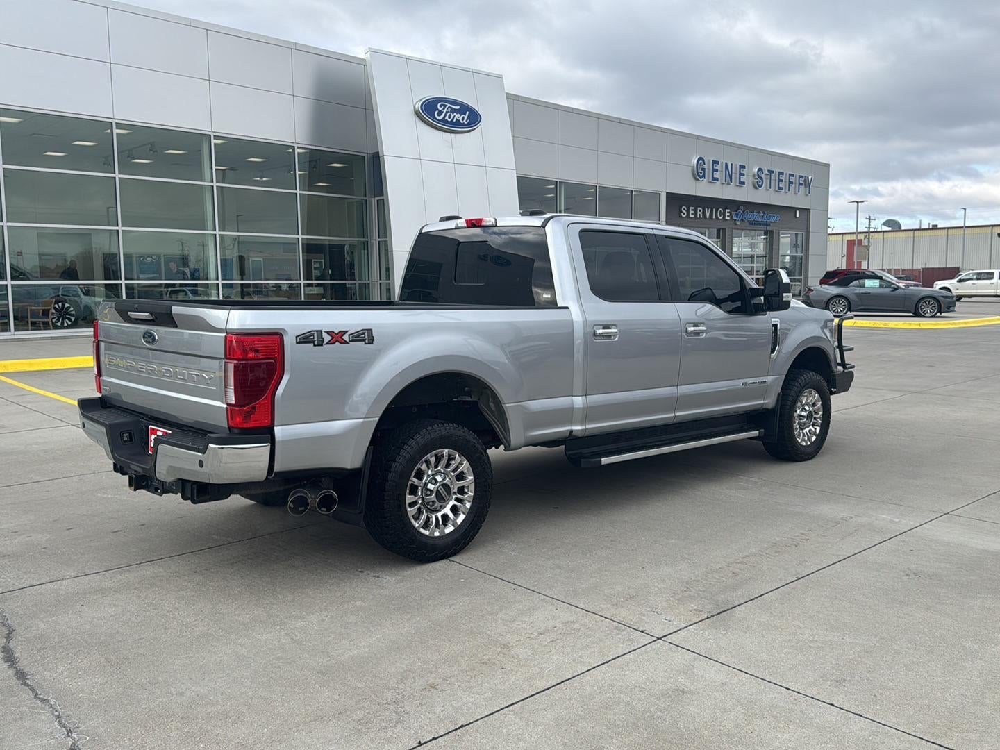 2022 Ford F250 4X4 CREW LARIAT Lariat