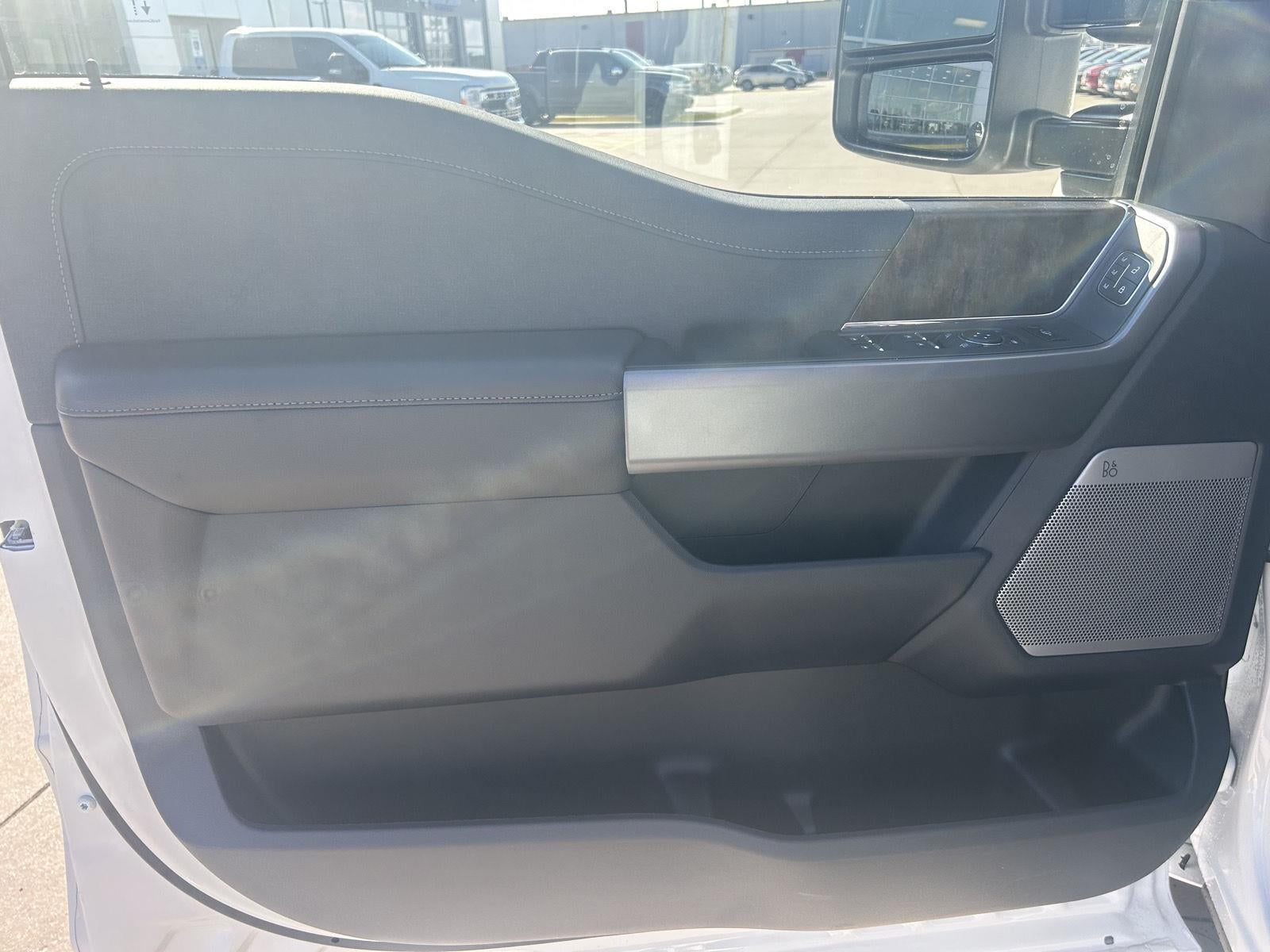 2026 Ford Super Duty F-250® Lariat®