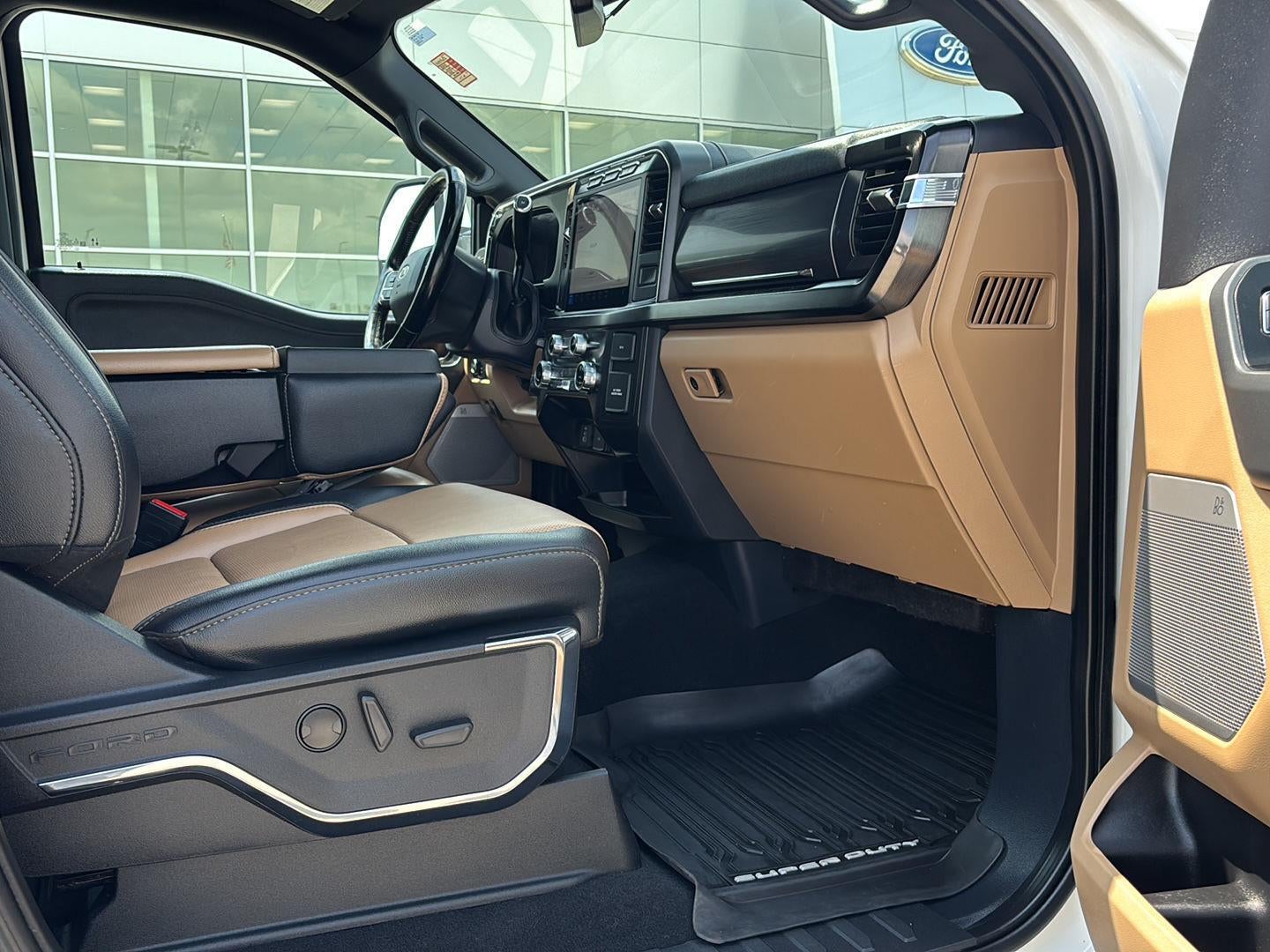 2023 Ford Super Duty F-250 SRW LARIAT