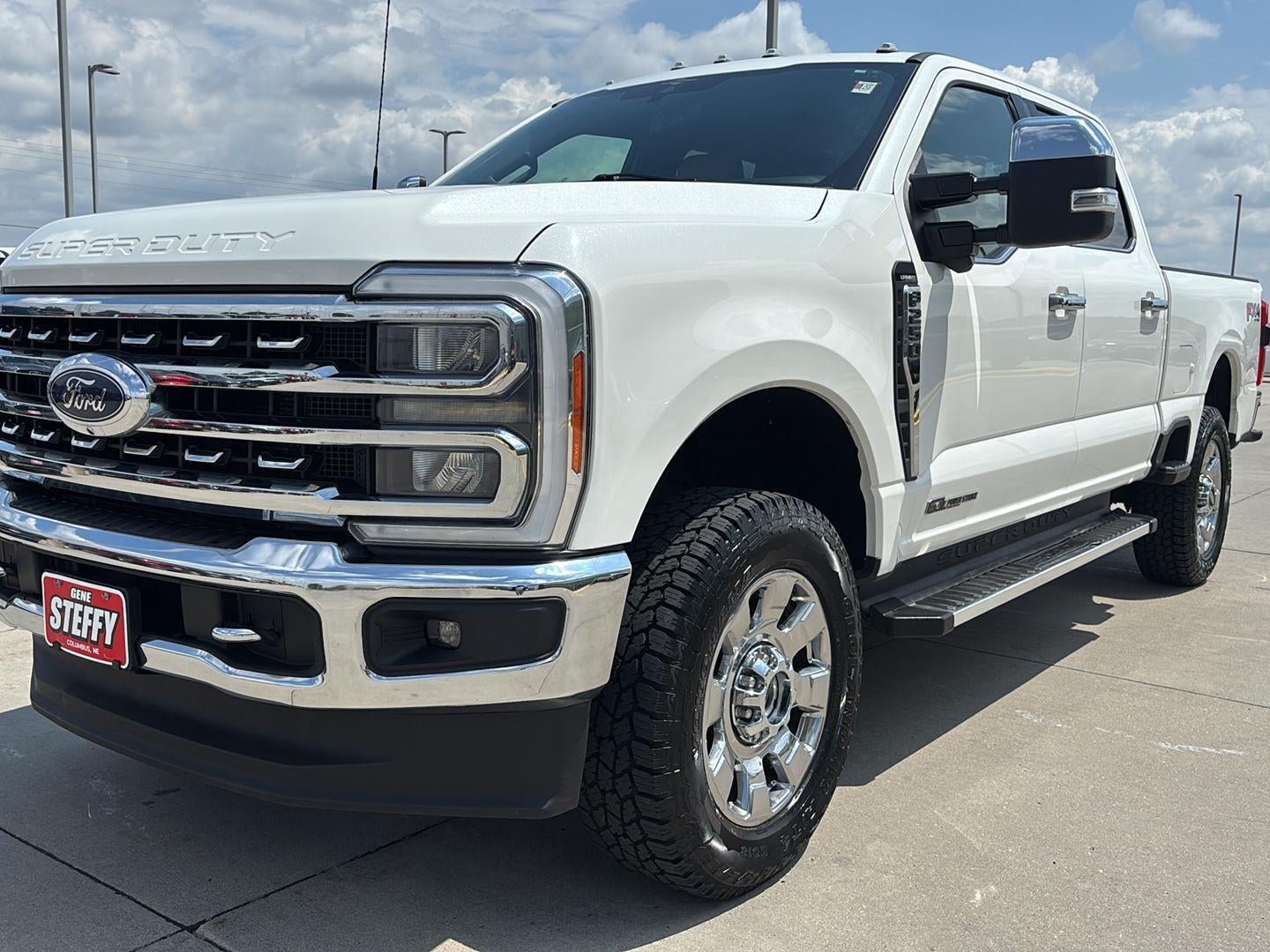 2023 Ford Super Duty F-250 SRW LARIAT