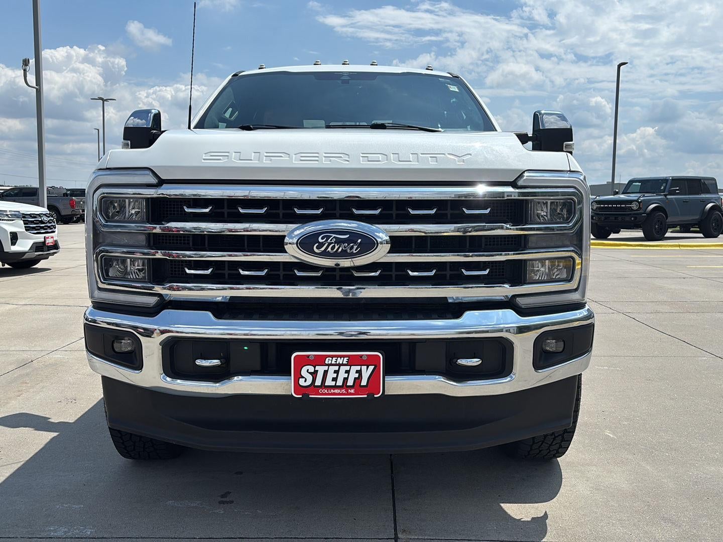 2023 Ford Super Duty F-250 SRW LARIAT