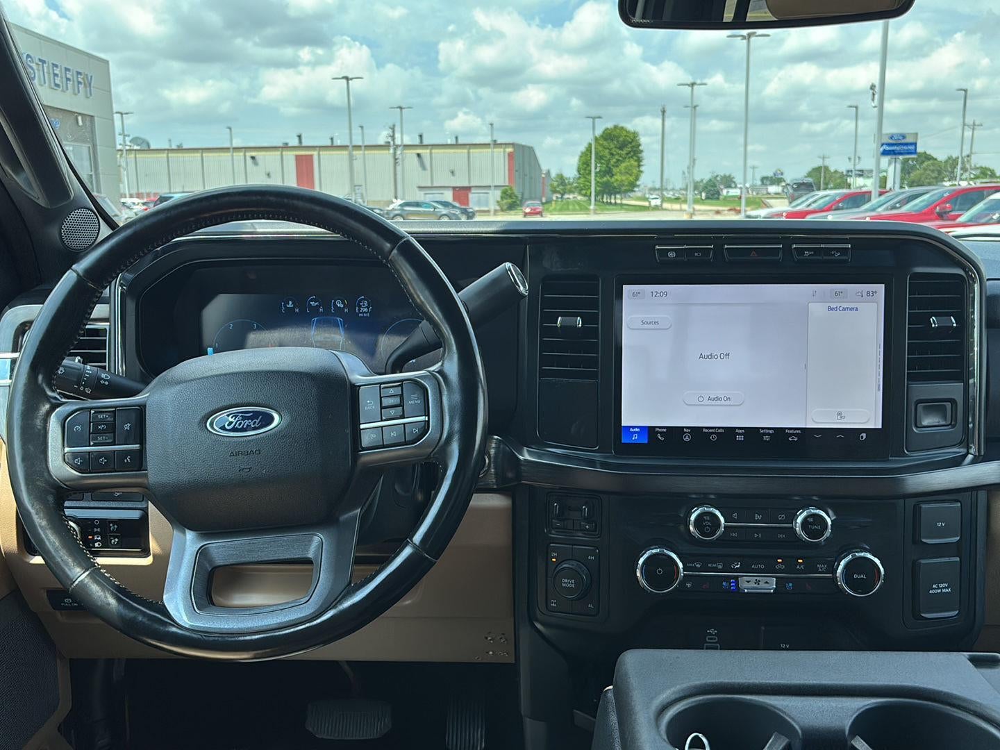 2023 Ford Super Duty F-250 SRW LARIAT