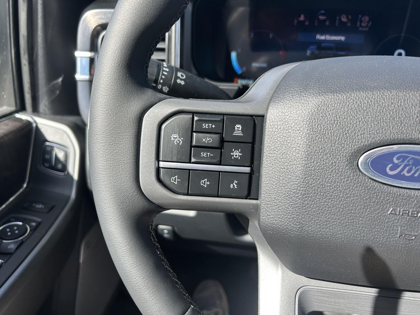 2026 Ford Super Duty F-350® Lariat®