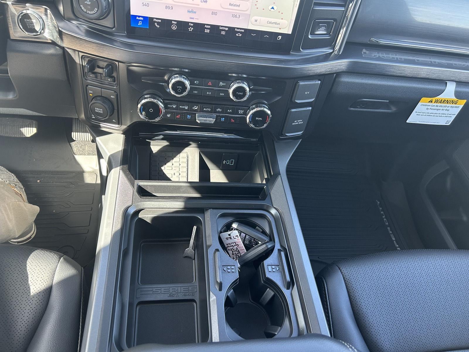 2026 Ford Super Duty F-350® Lariat®